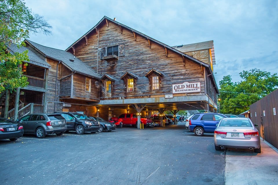 Serving hearty Southern classics family-style in a beautiful historic setting, The Old Mill Restaurant’s delicious comfort food and friendly, welcoming atmosphere is loved by locals and visitors alike.